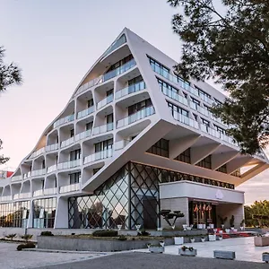 https://prince-adriatic-resort.albaniahotels.org