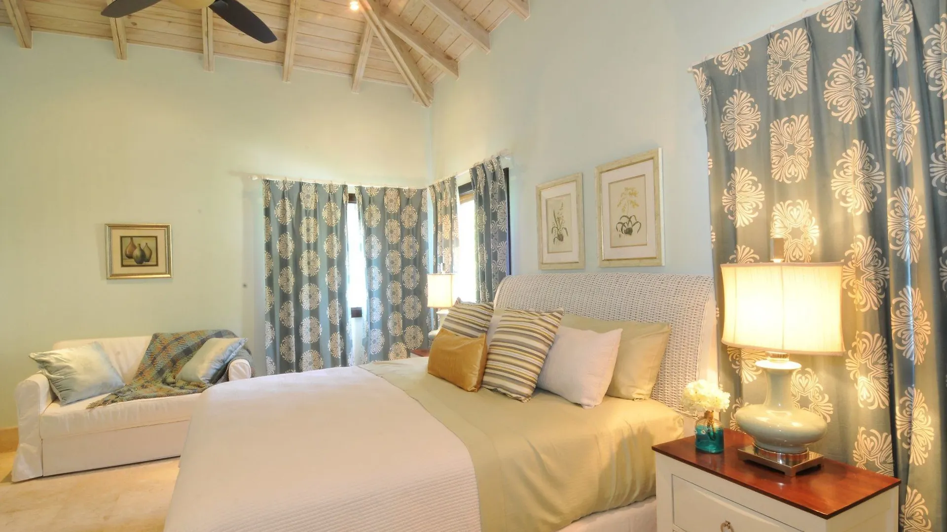 Tortuga Bay Hotel Punta Cana 5*,